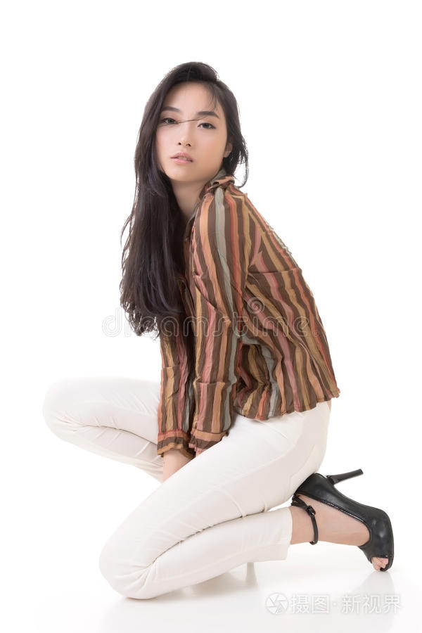 伊人，黄色直播 排行3